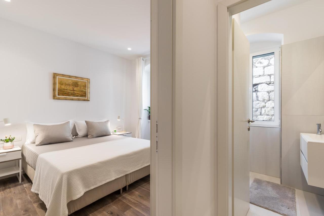 Apartamento Adriatik Lux Teatro 2 Split Exterior foto